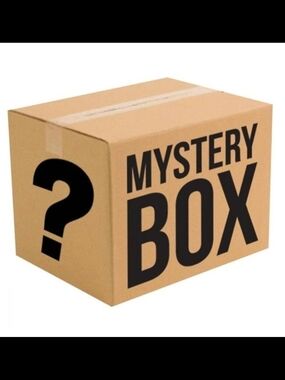 7 Item Mystery Box